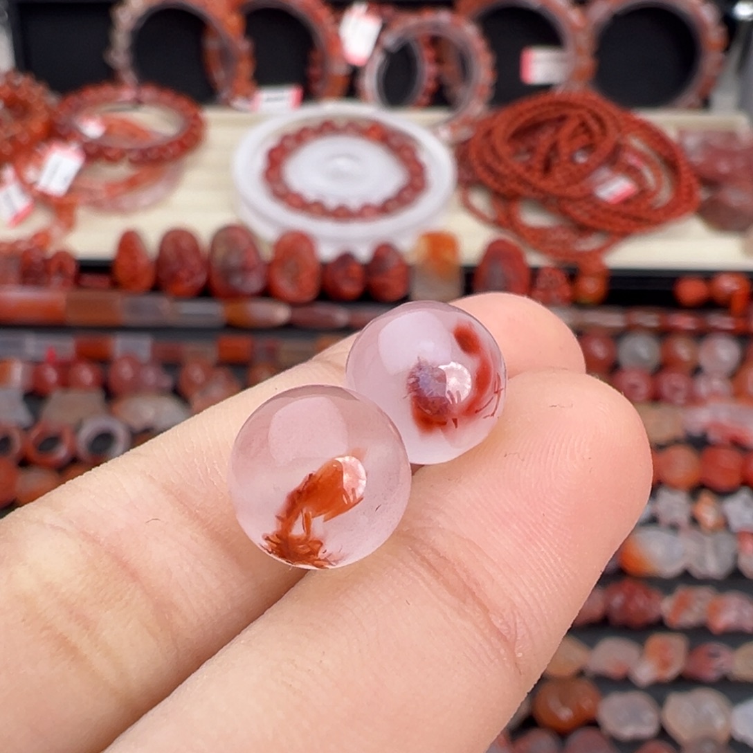 喵***咪南红玛瑙未镶嵌颈饰冰飘圆珠