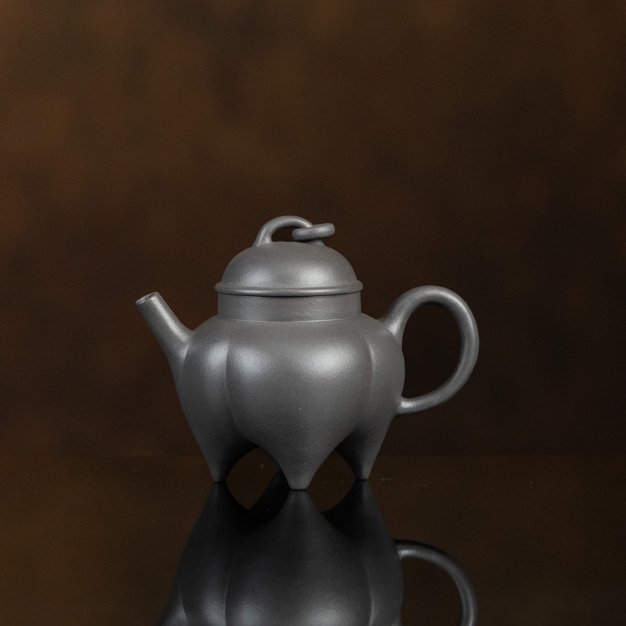 【利贞丨逸泉】原矿鲨皮青140cc手工制宜兴茶壶YYG