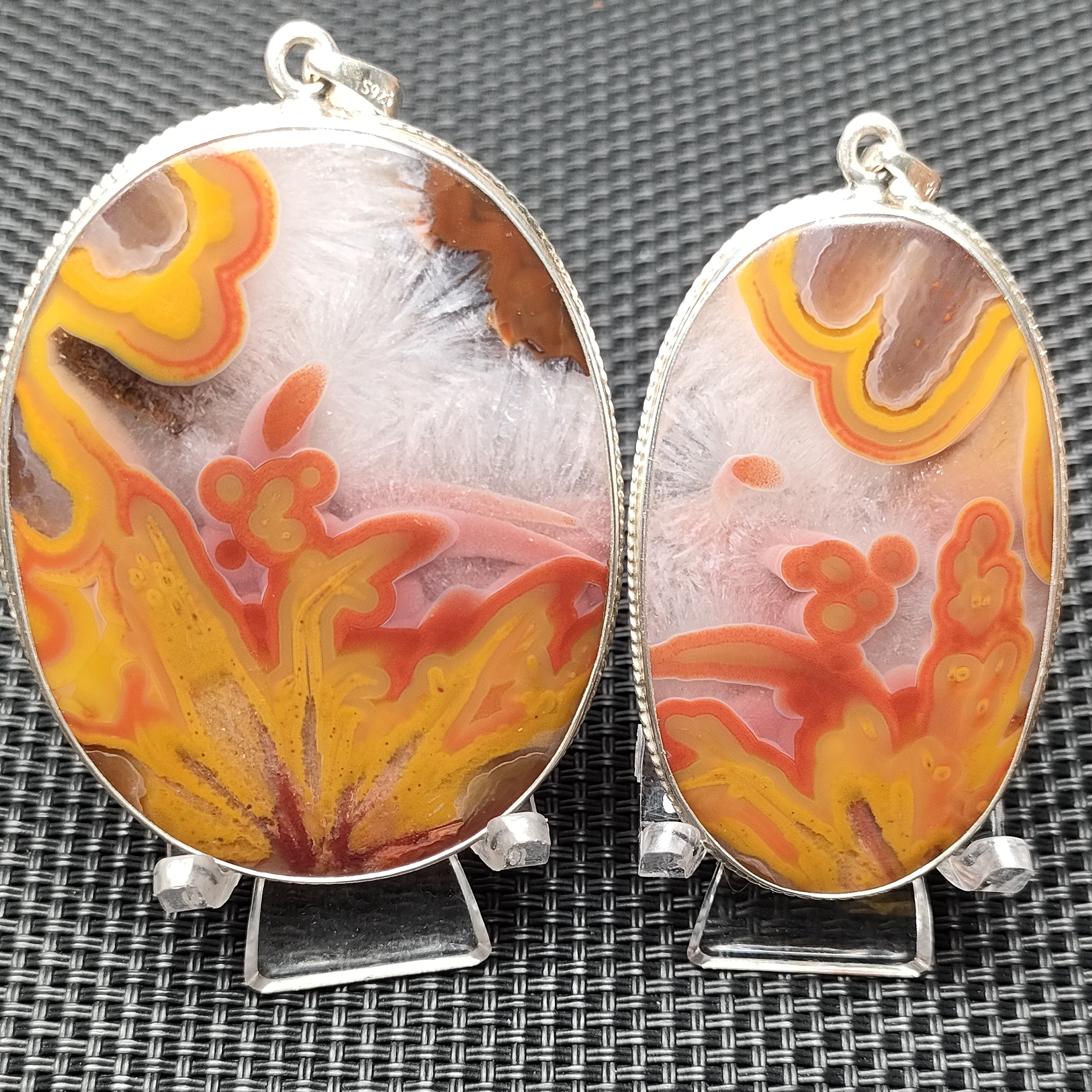 战国红玛瑙精品吊坠