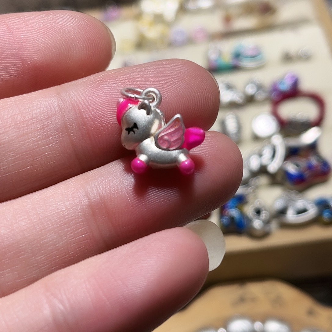 吊坠足银珐琅小飞马