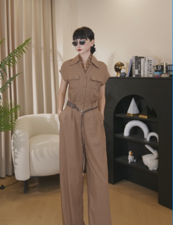 2025款新款气质百搭休闲连体裤网红爆款工装风显瘦L52TZ604