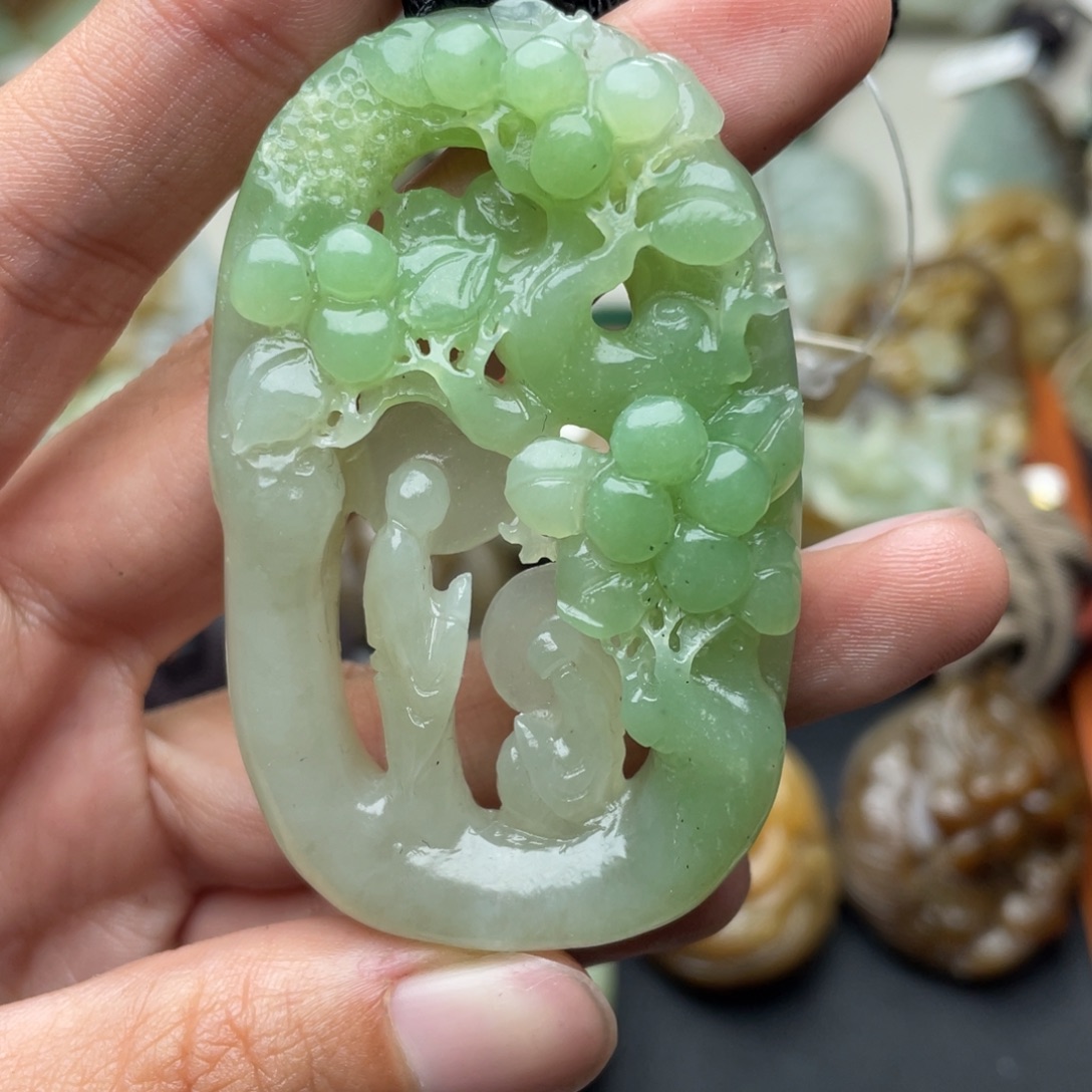 和田玉未镶嵌颈饰