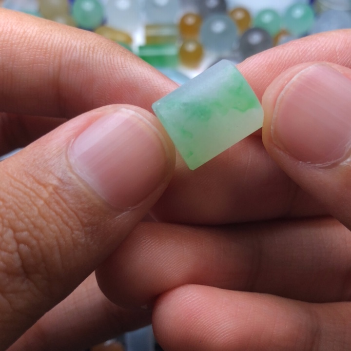 未镶嵌定制翡翠挂件