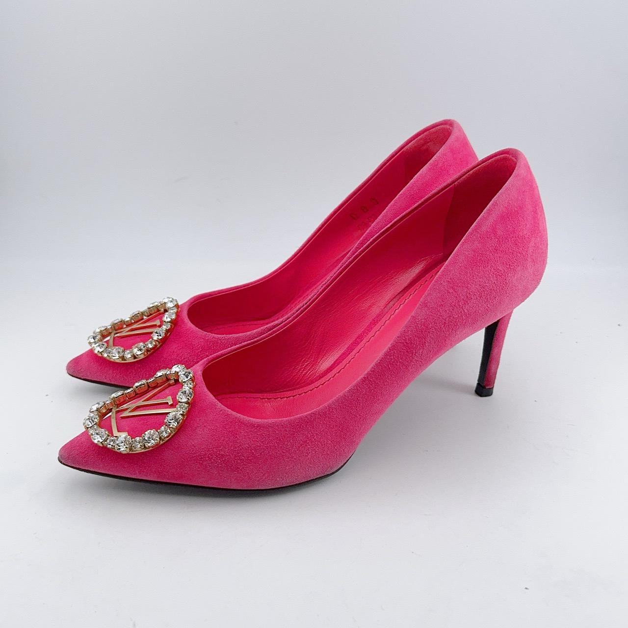 95新 LouisVuitton/路易威登 36码/97新粉玫粉色钻扣高跟鞋