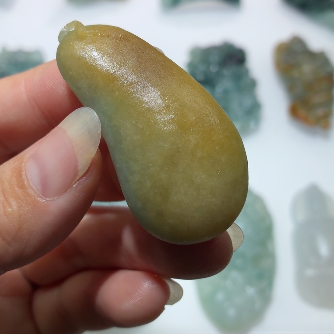 定制翡翠未镶嵌毛货