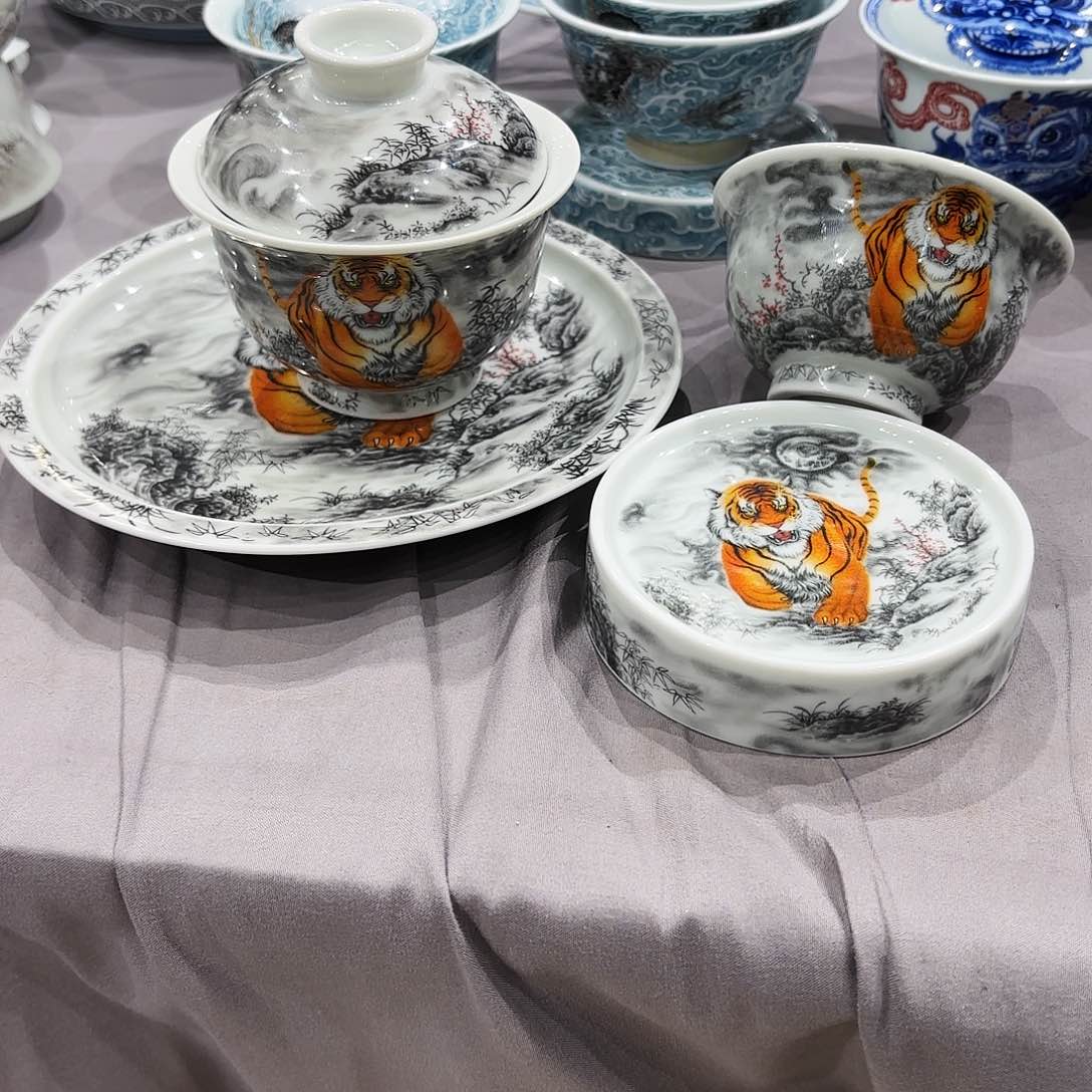 瓷片景德镇瓷器展和