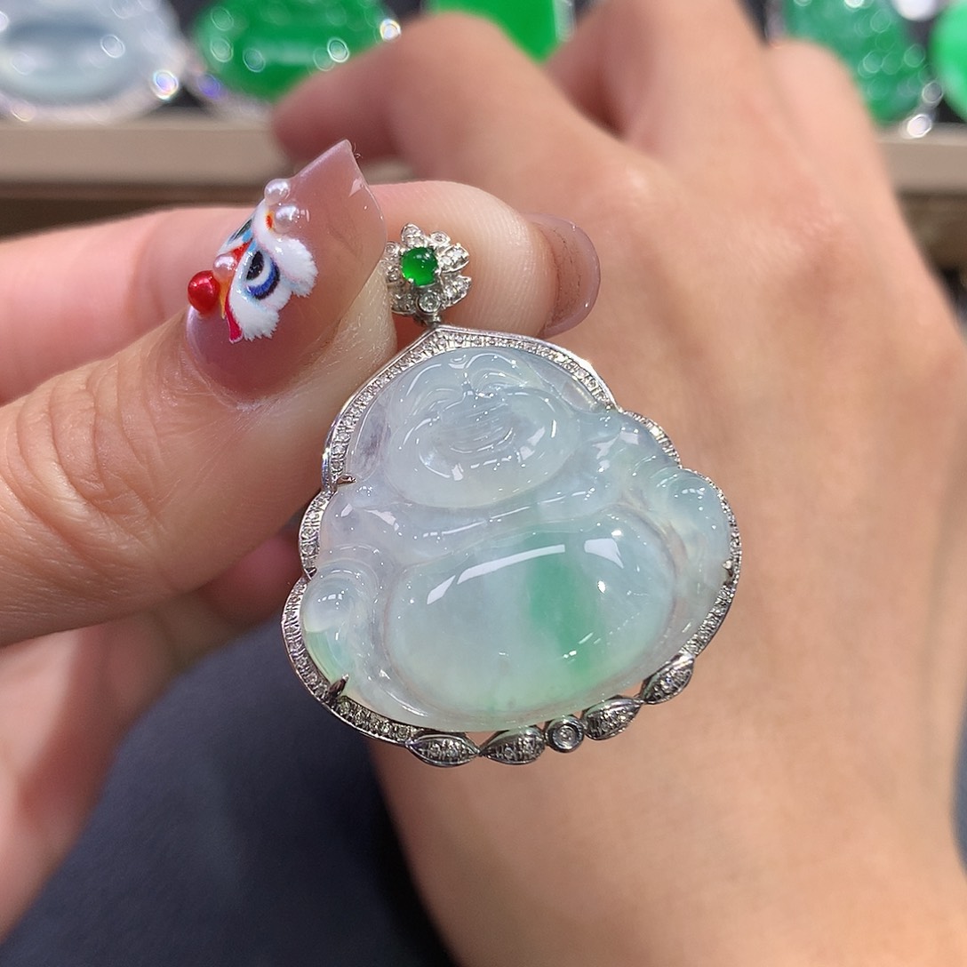 翡翠吊坠(赠链)18K金镶嵌