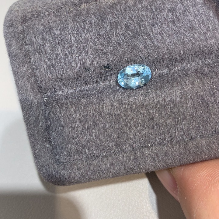 海蓝宝石笔搁未镶嵌1.195克拉