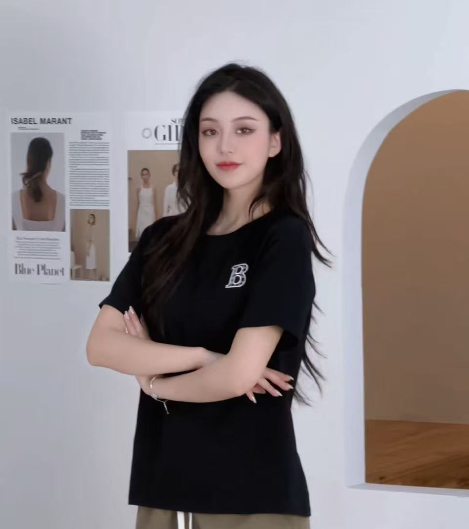  夏季轻奢时尚百琳达刺绣字母纯棉男士t恤短袖圆领宽松休闲百搭