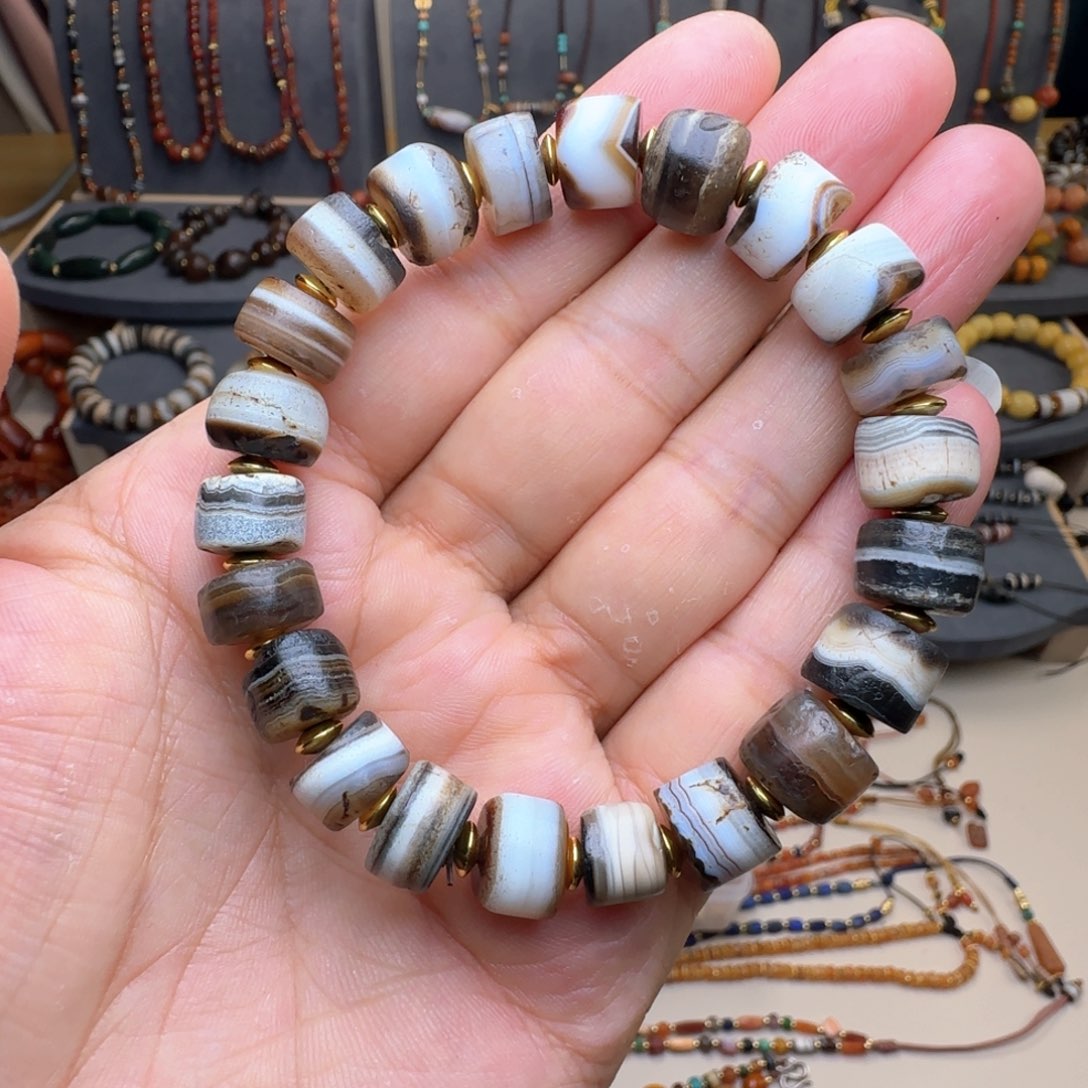 玛瑙/玉髓颈饰未镶嵌