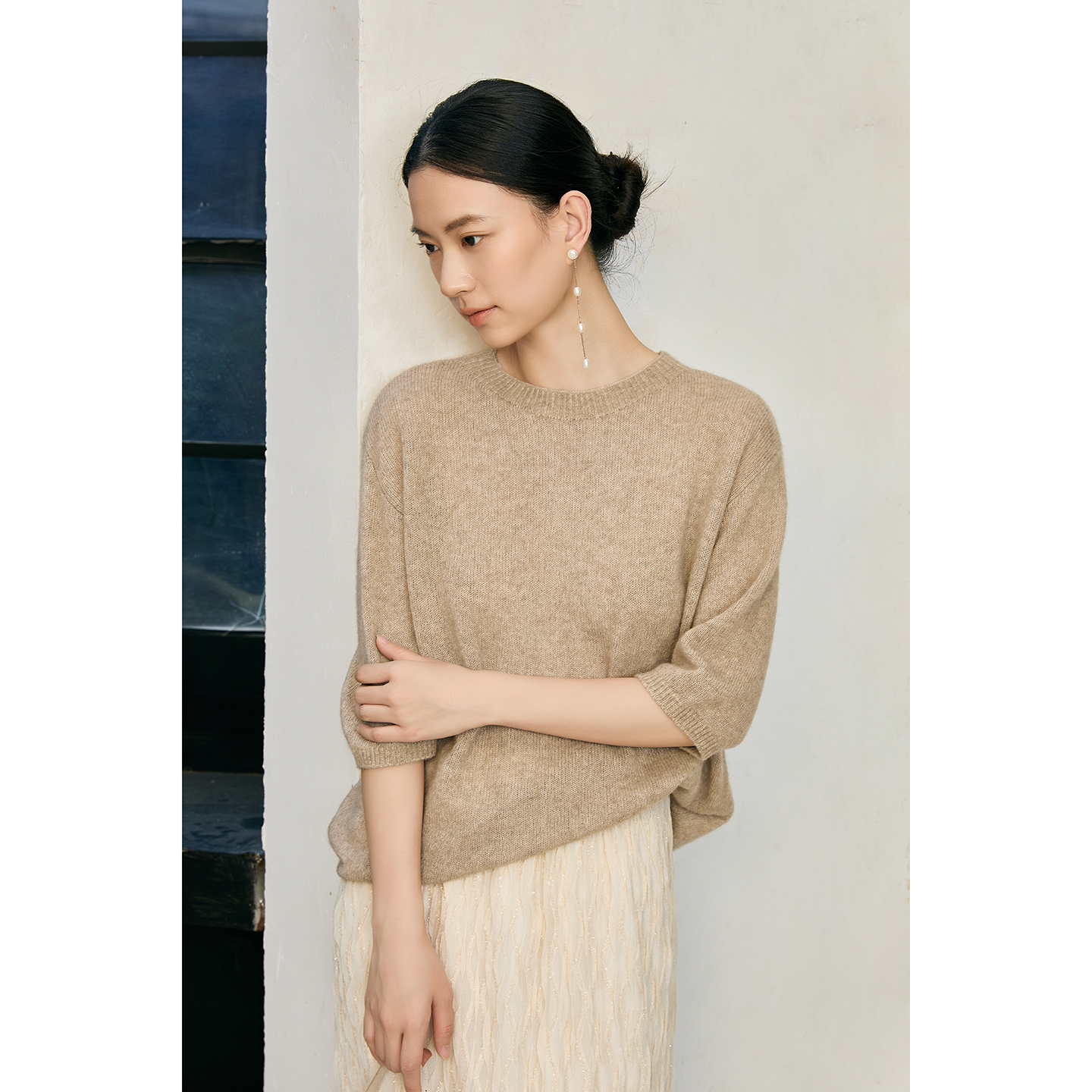 玛氏嘉敏 丝羊绒空气感上衣 圆领中袖针织衫 641119