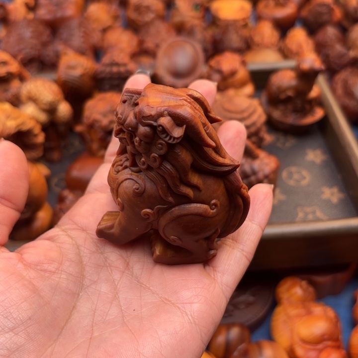 王***哥太行崖柏手把件的设计和制作