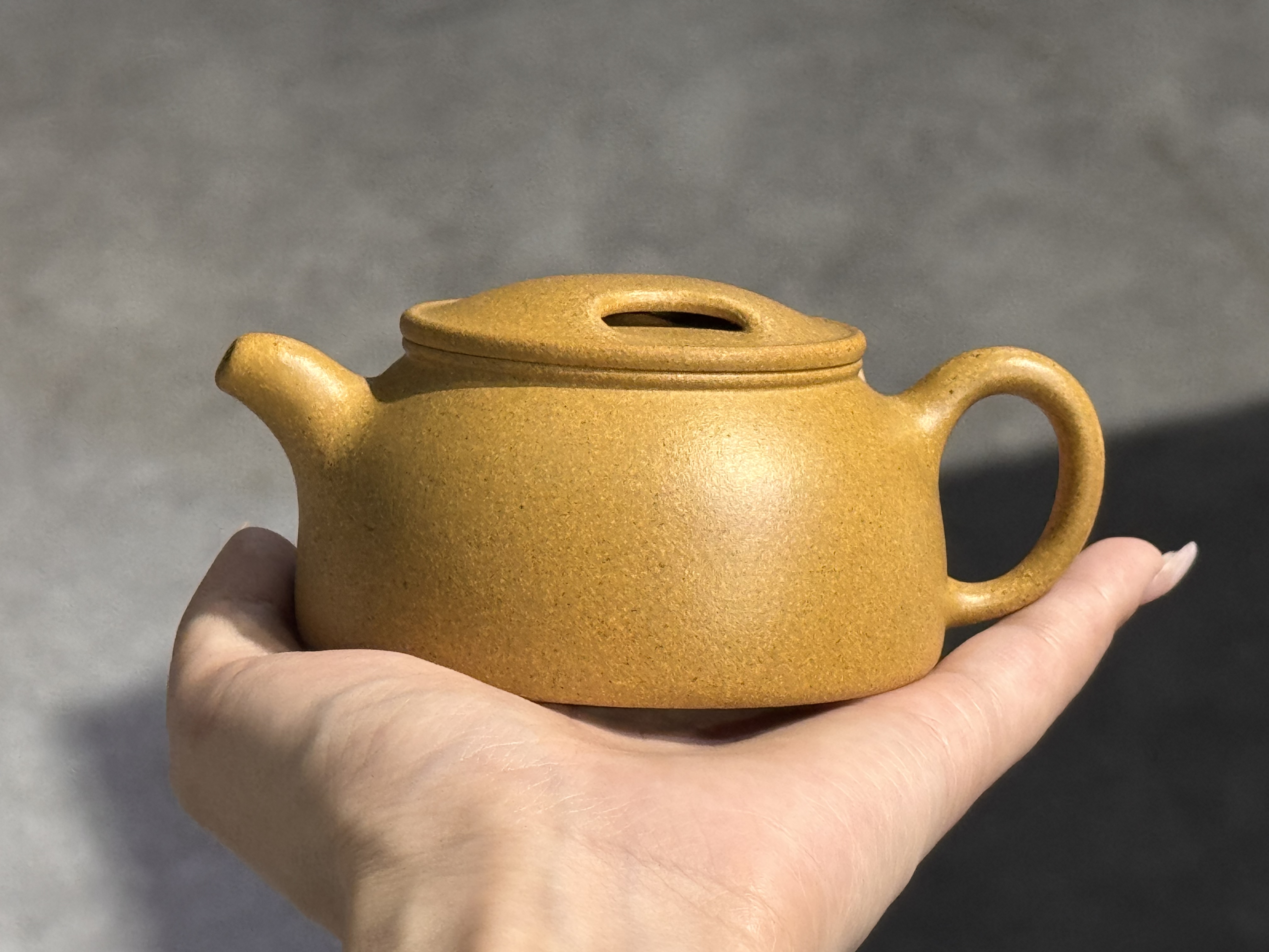 觀照·可人牛盖（复刻）老*口黄金段 150cc 手工制作 紫砂壶