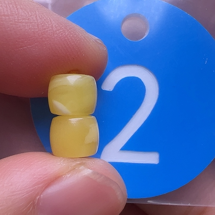未镶嵌蜜蜡裸石7m m