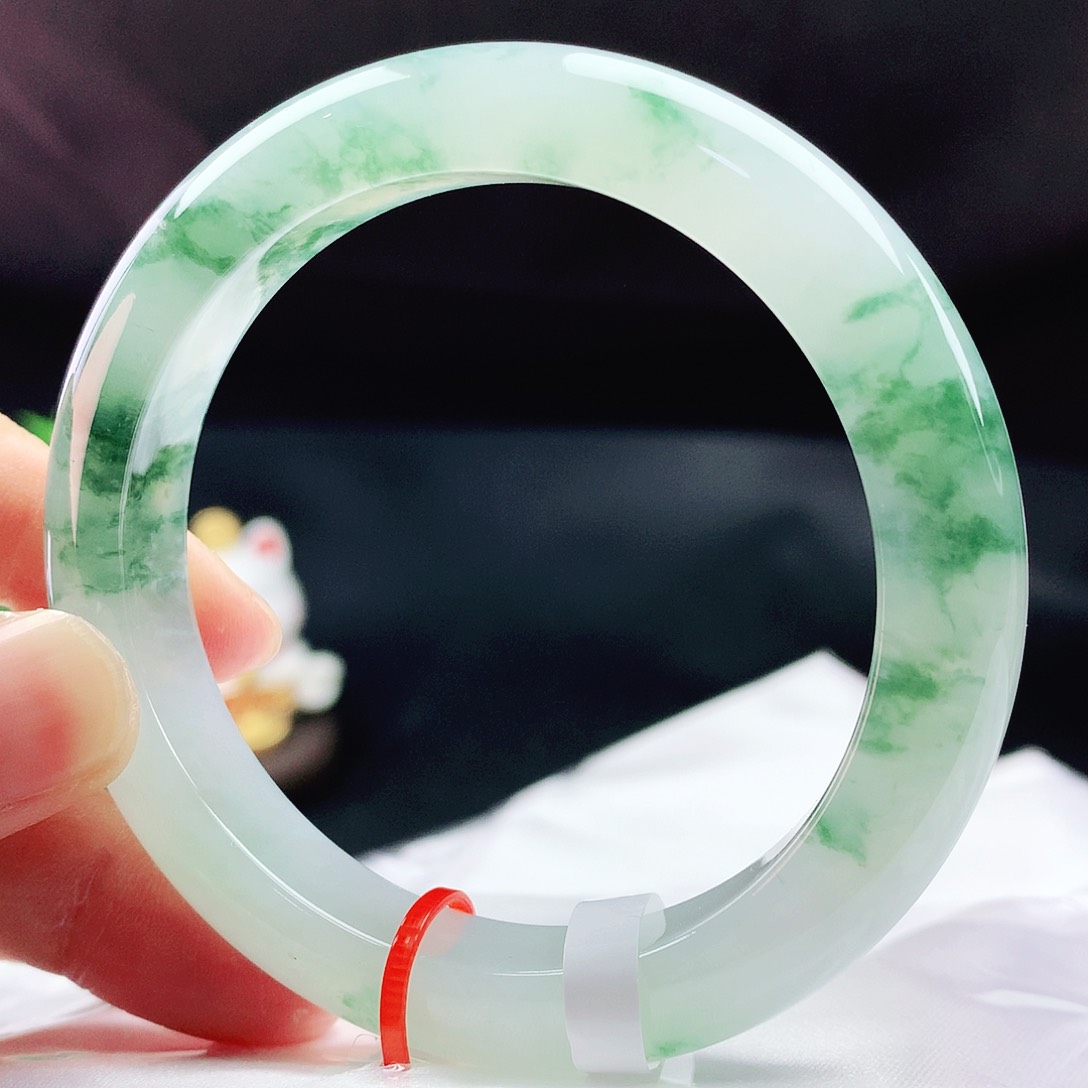 未镶嵌手镯翡翠55圈