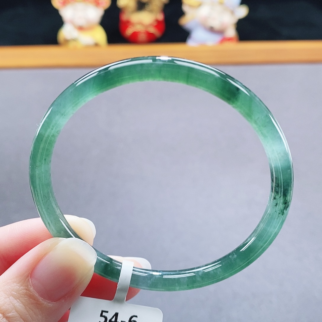 翡翠未镶嵌手镯30