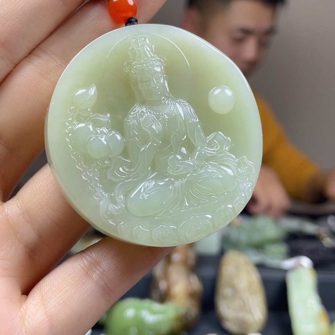 和田玉未镶嵌颈饰