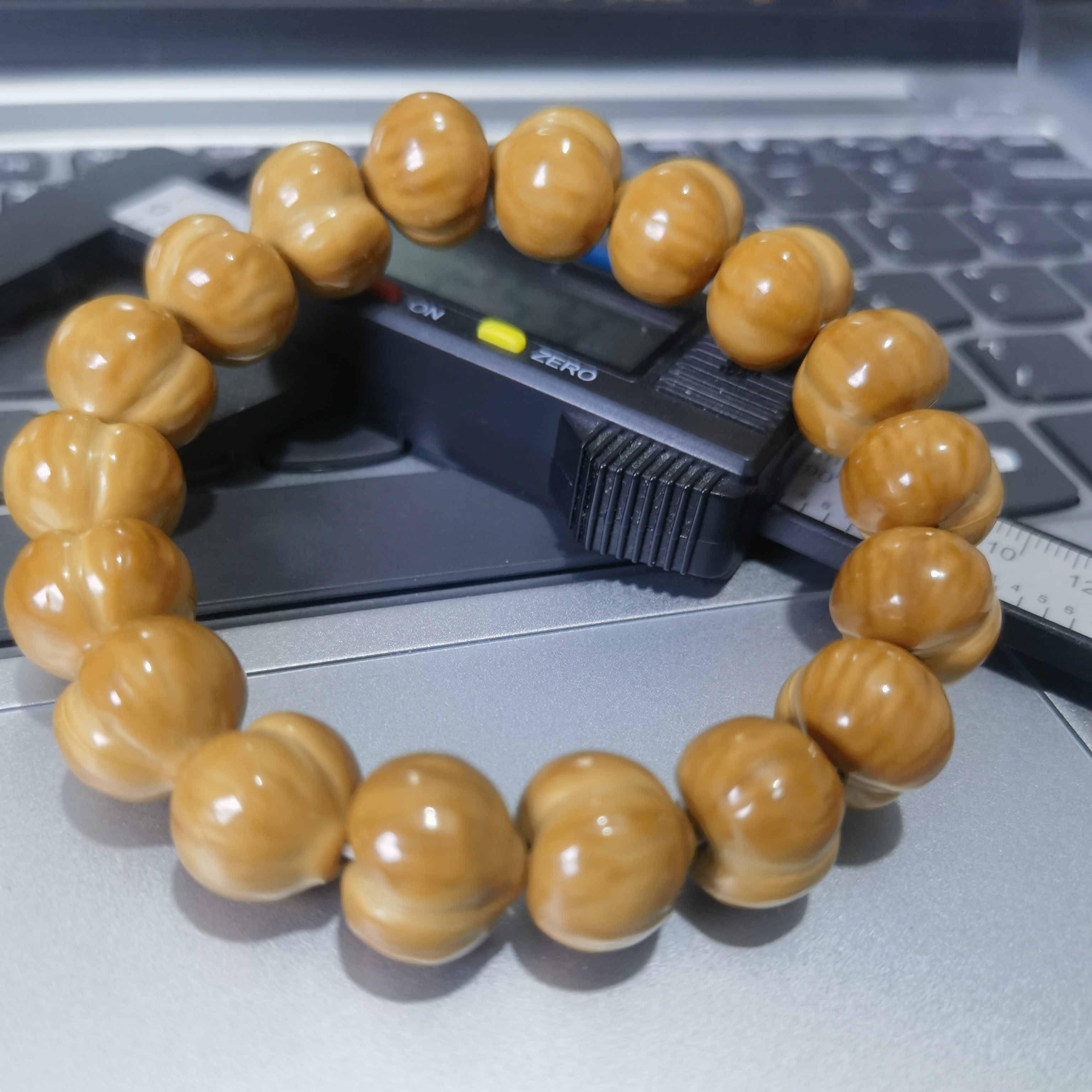 柯基屁桃网红爆款时尚百搭猴头