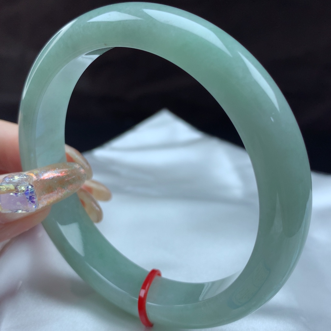 翡翠手镯未镶嵌89205，