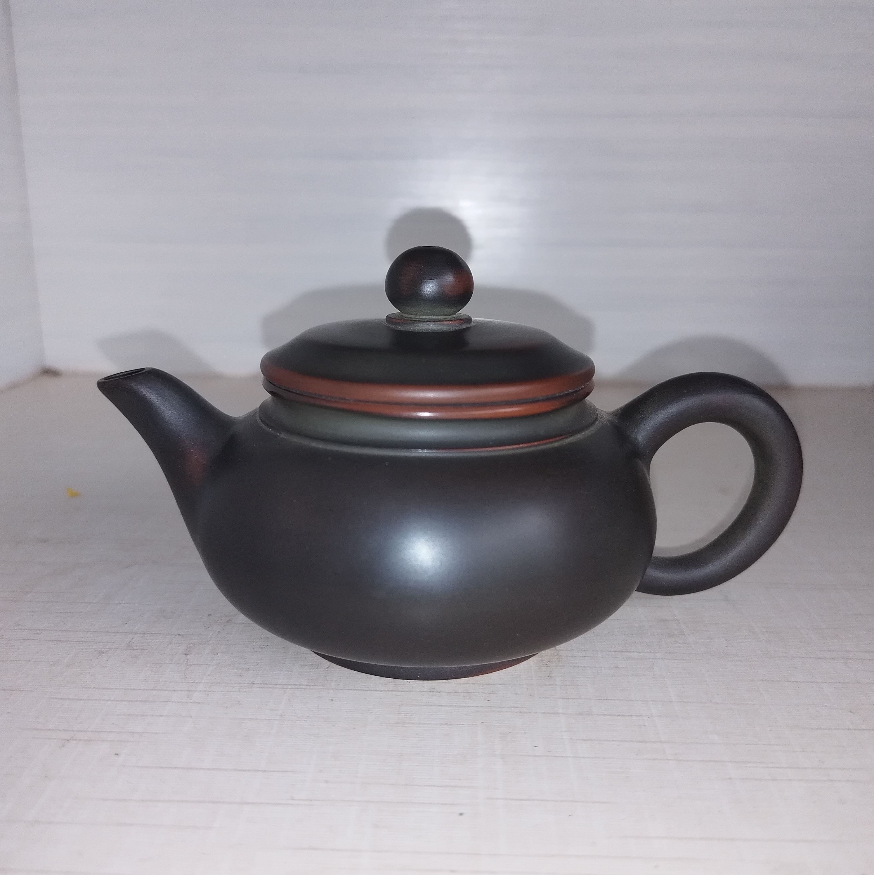 坭兴陶素颜仿古壶 纯手工制作 容量170cc左右 黑色