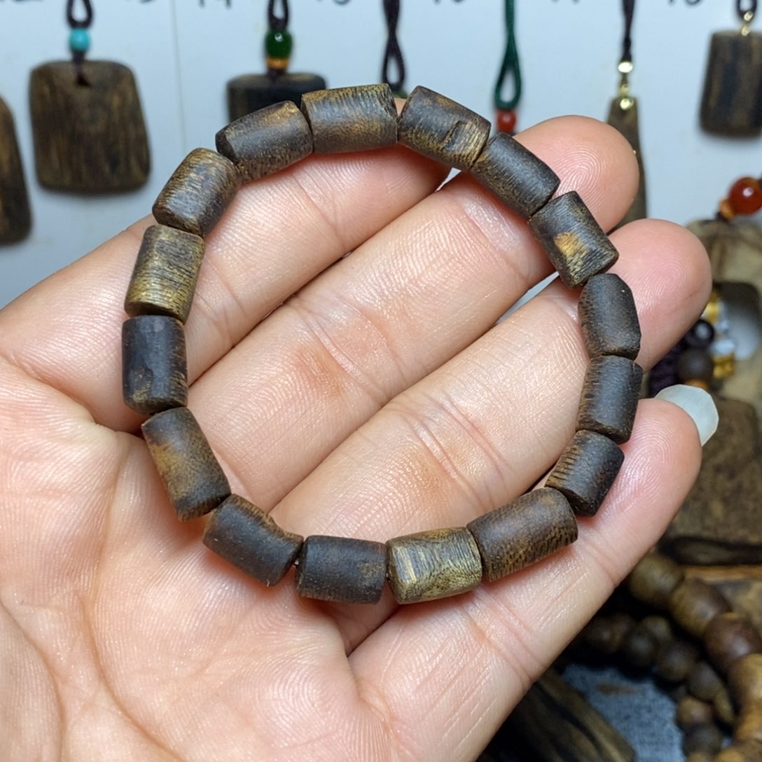 沉香沉香碎屑随形