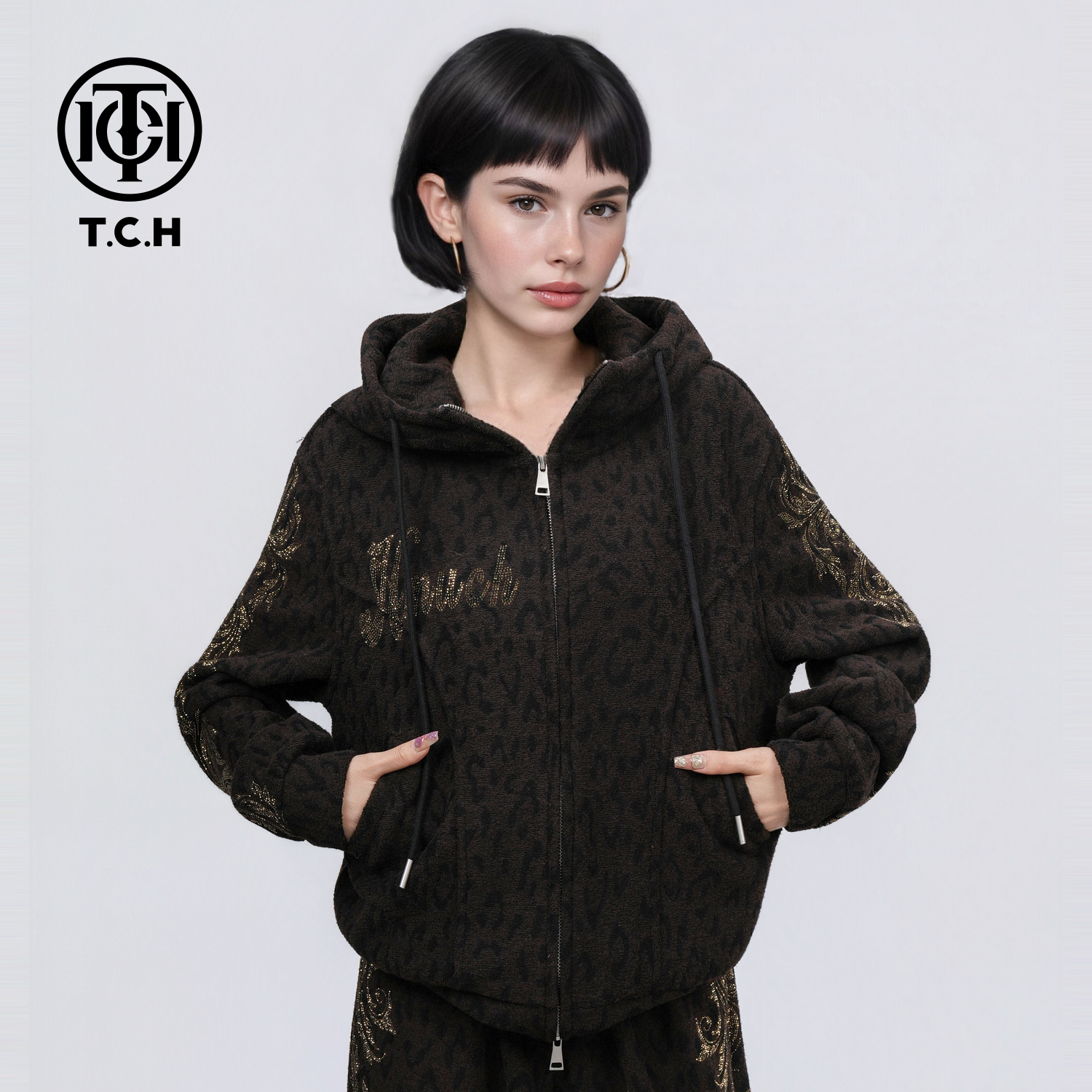 年终大促款TCH冬旅游风烫钻时尚淑女长袖套装女T75D07E1006