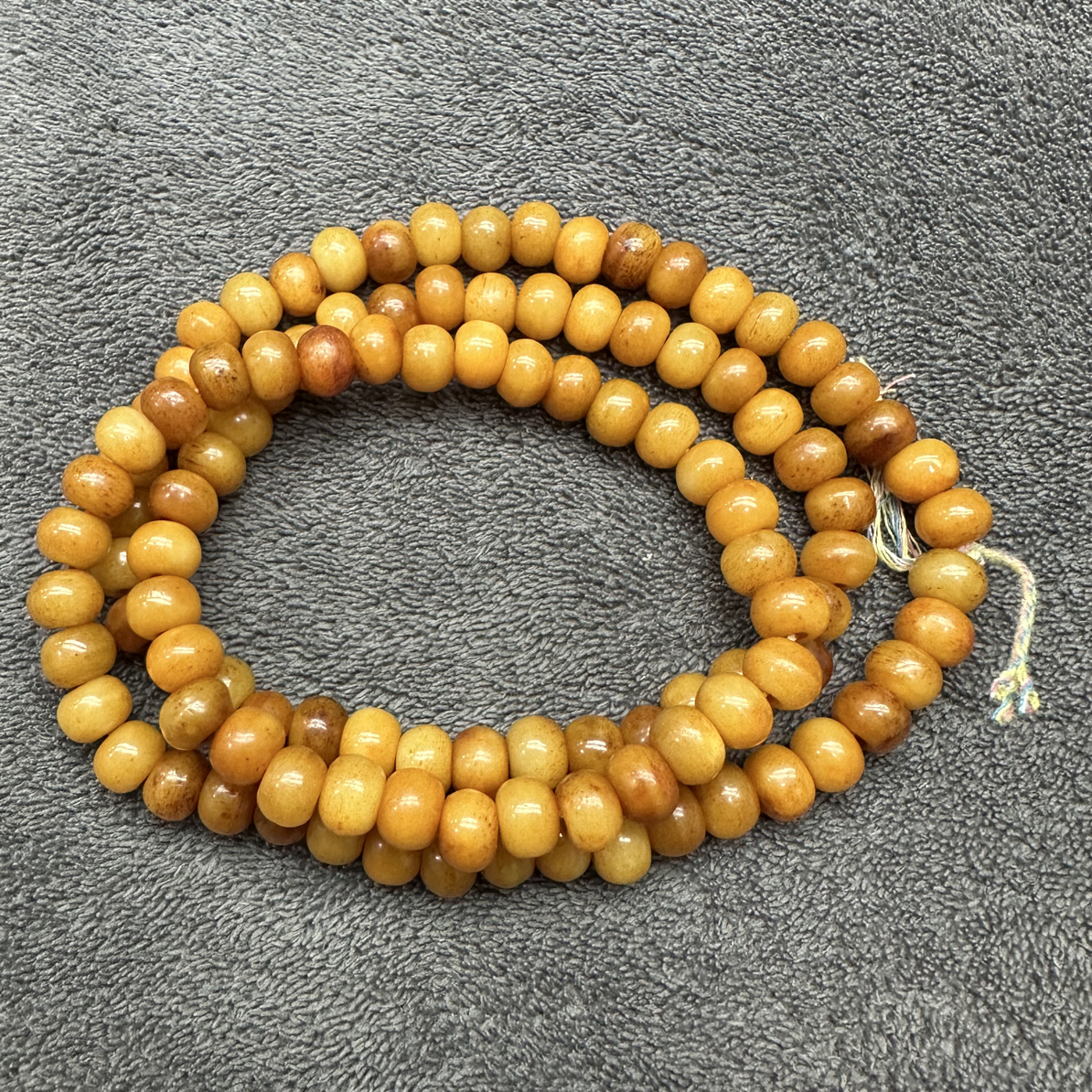 35高级花梨木手把件