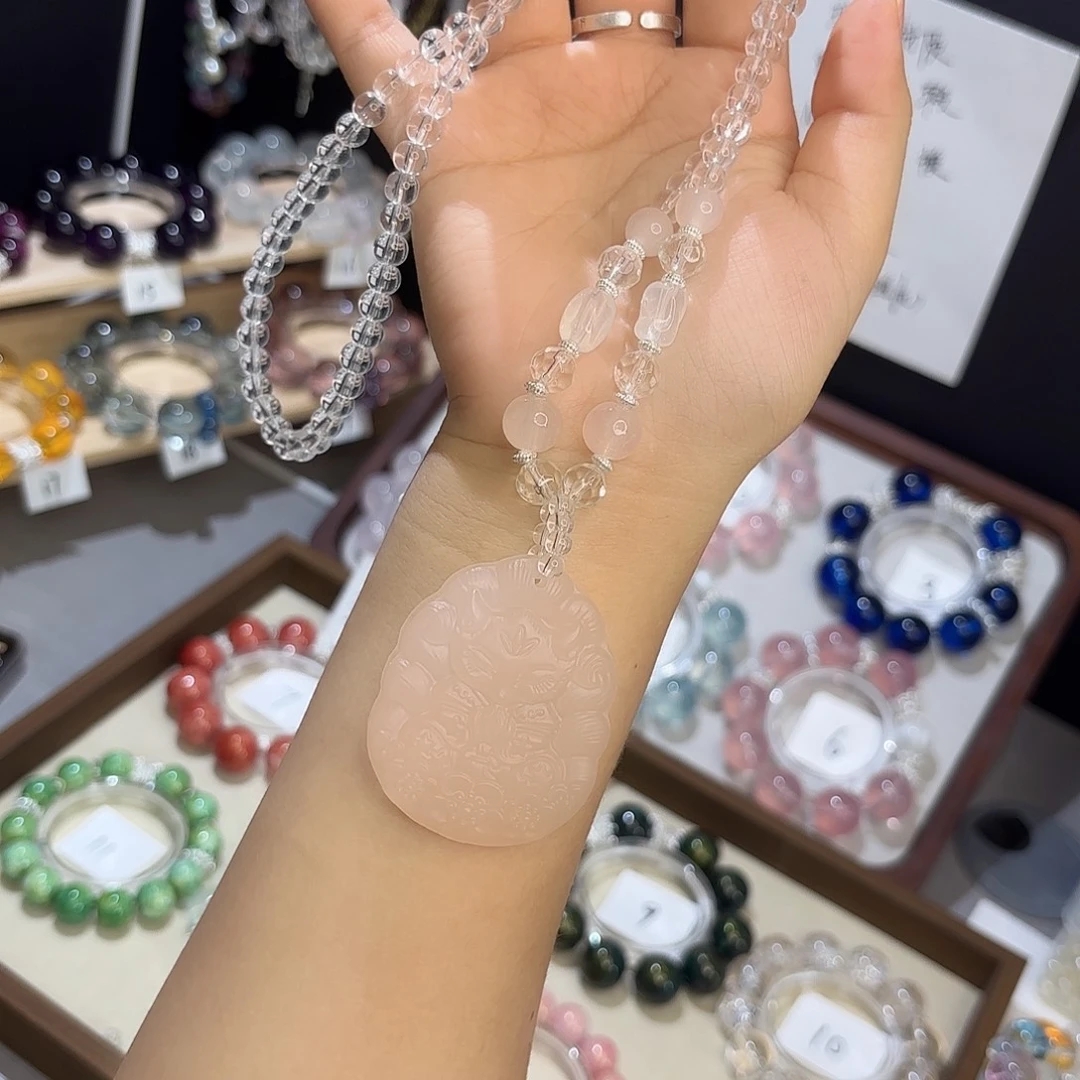合金琉璃项链 天然玉料狐牌项链  