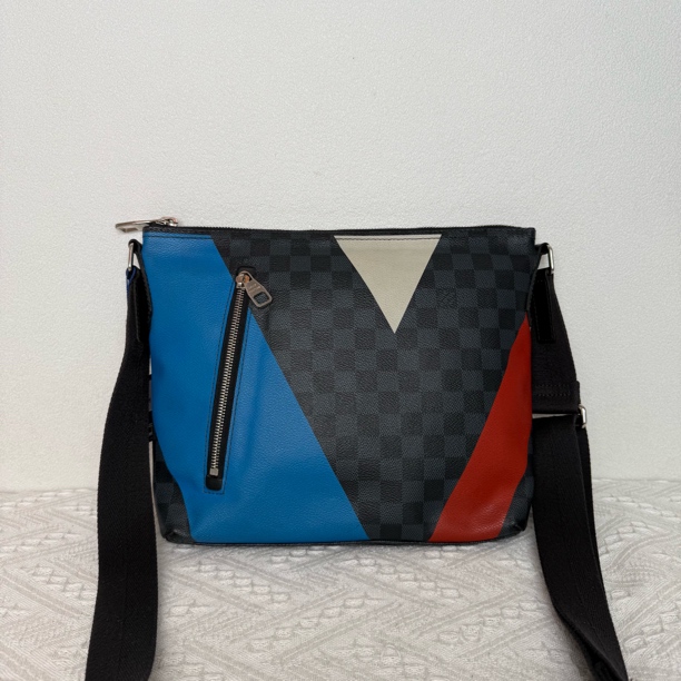 95新 LouisVuitton/路易威登 4482/经典时尚美洲杯限量款单肩包