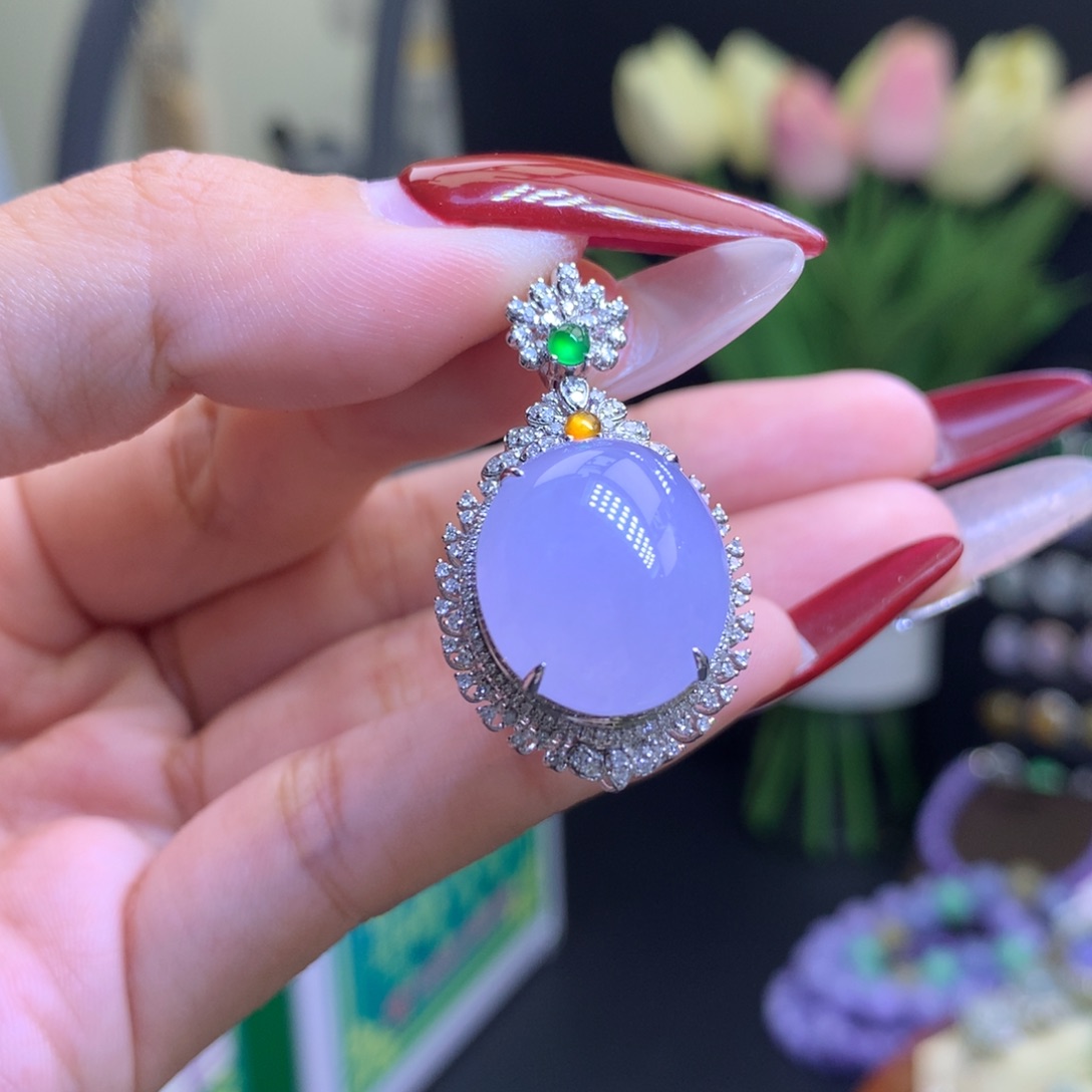 翡翠颈饰18K金镶嵌天然