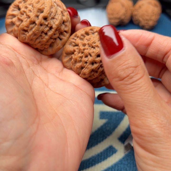 桃核吊坠文玩金公子