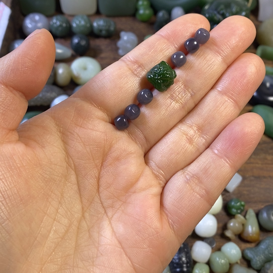 k***n和田玉未镶嵌车挂