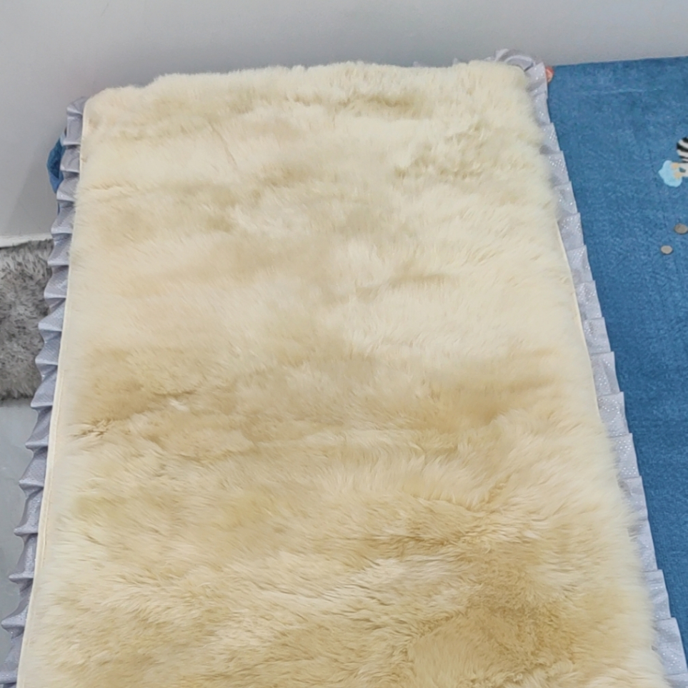 【拼皮单人毯】纯羊毛皮毛绒一体床毯沙发地垫飘窗榻榻米床垫床毯