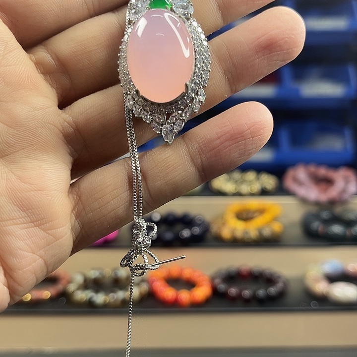 玛瑙未镶嵌手链T8血胆金莲