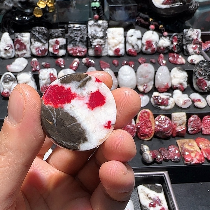 天然辰砂曼**逗纯天然朱砂平安扣