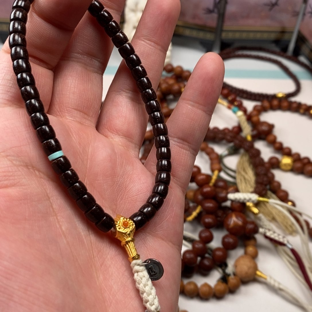 椰蒂吊坠。。。。。。。。。。。