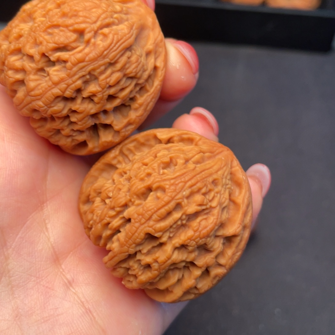 文玩核桃吊坠秦岭野生核桃