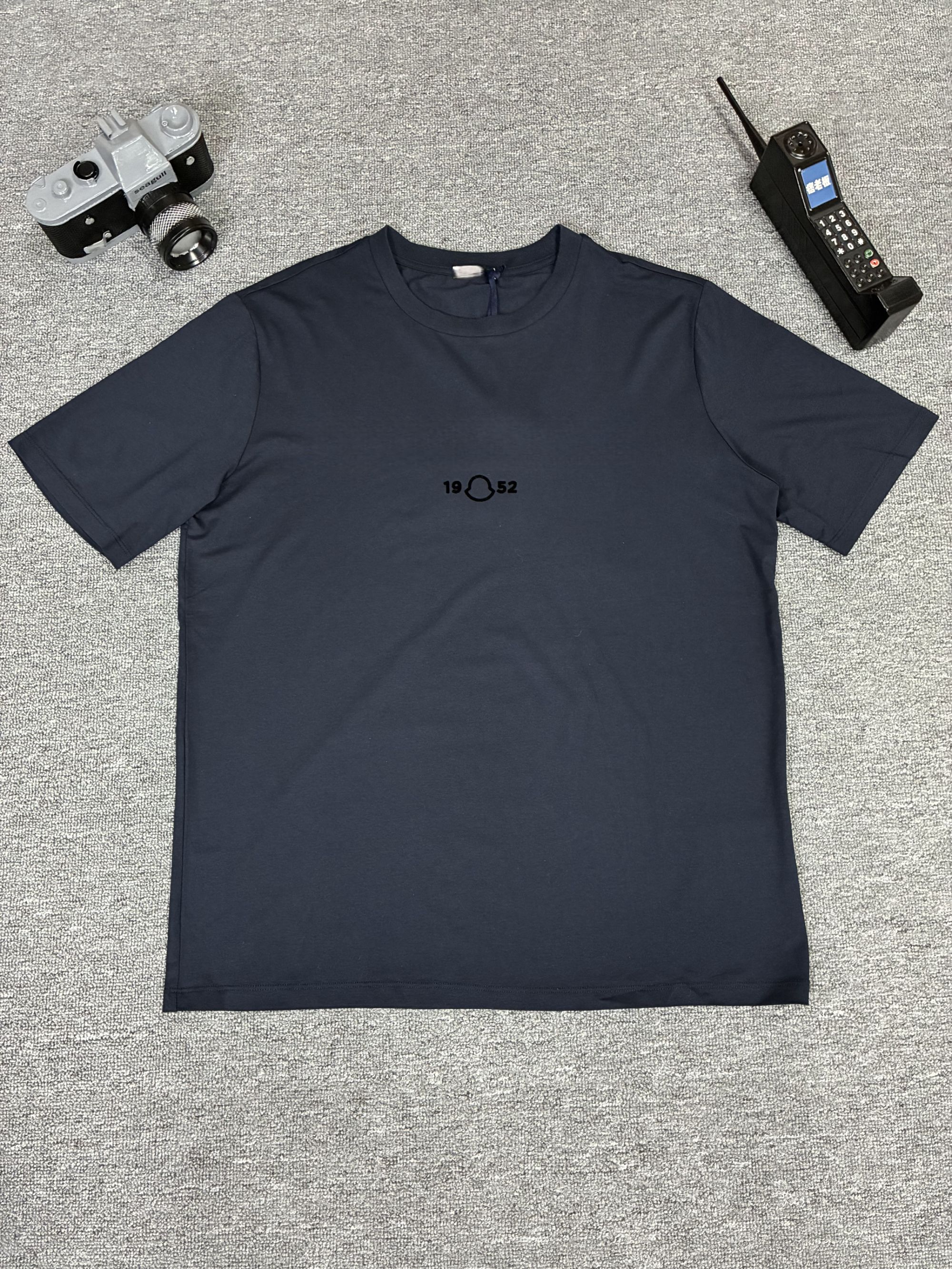 【痞老板】蒙植绒藏青短袖