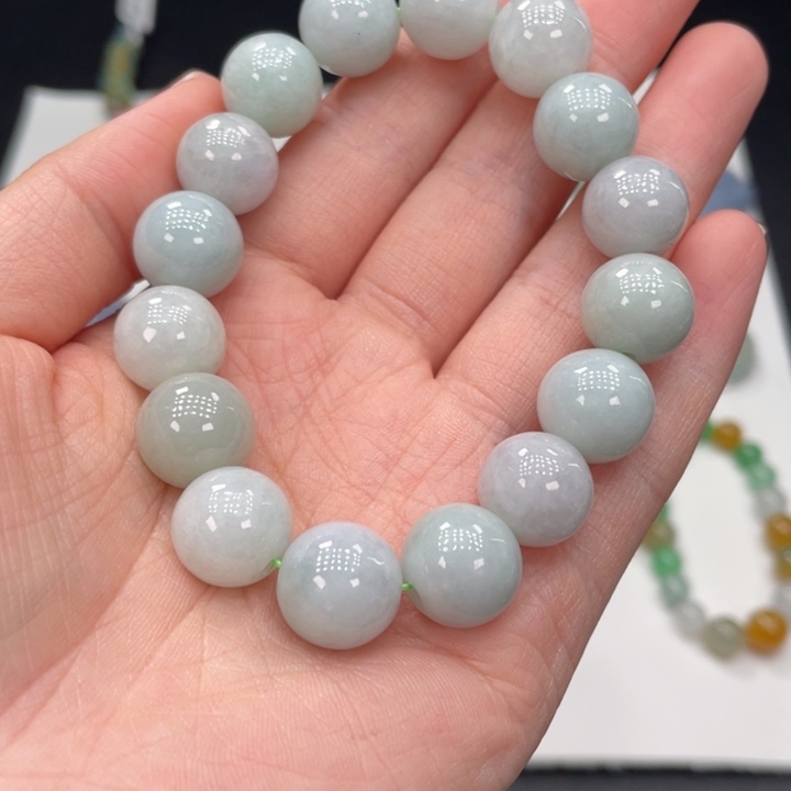 翡翠未镶嵌颈饰手串