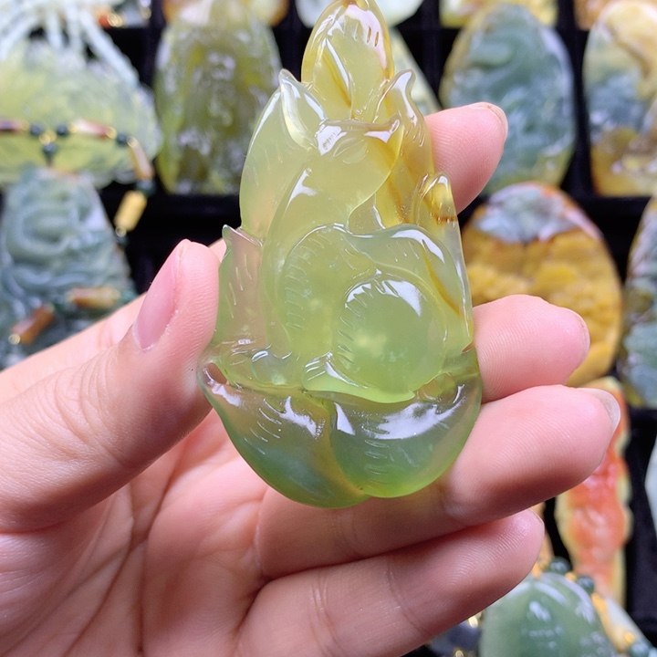 岫玉挂坠未镶嵌挂坠