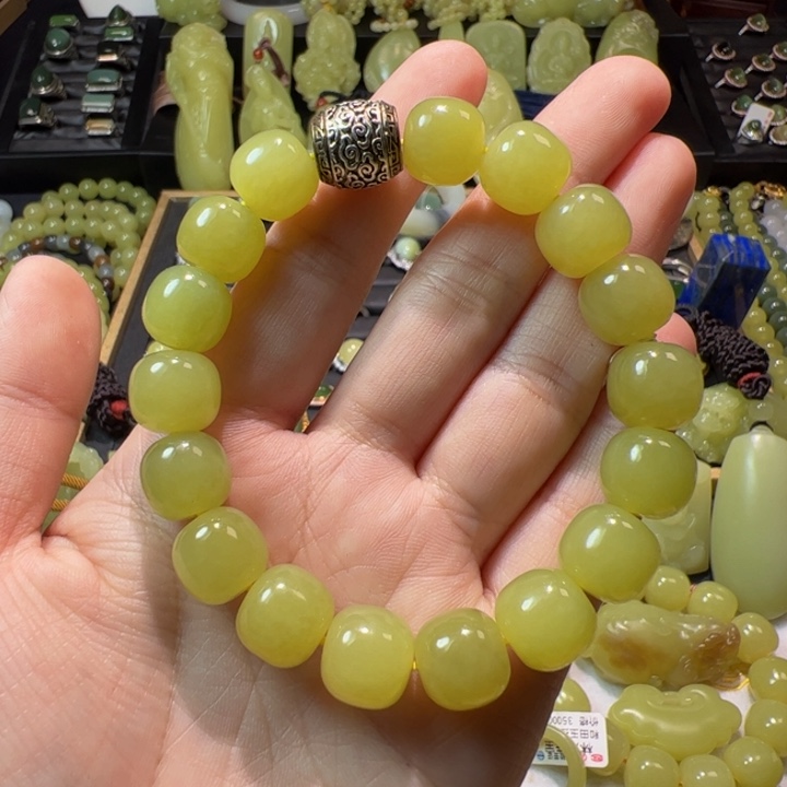 和田玉（黄玉）颈饰未镶嵌