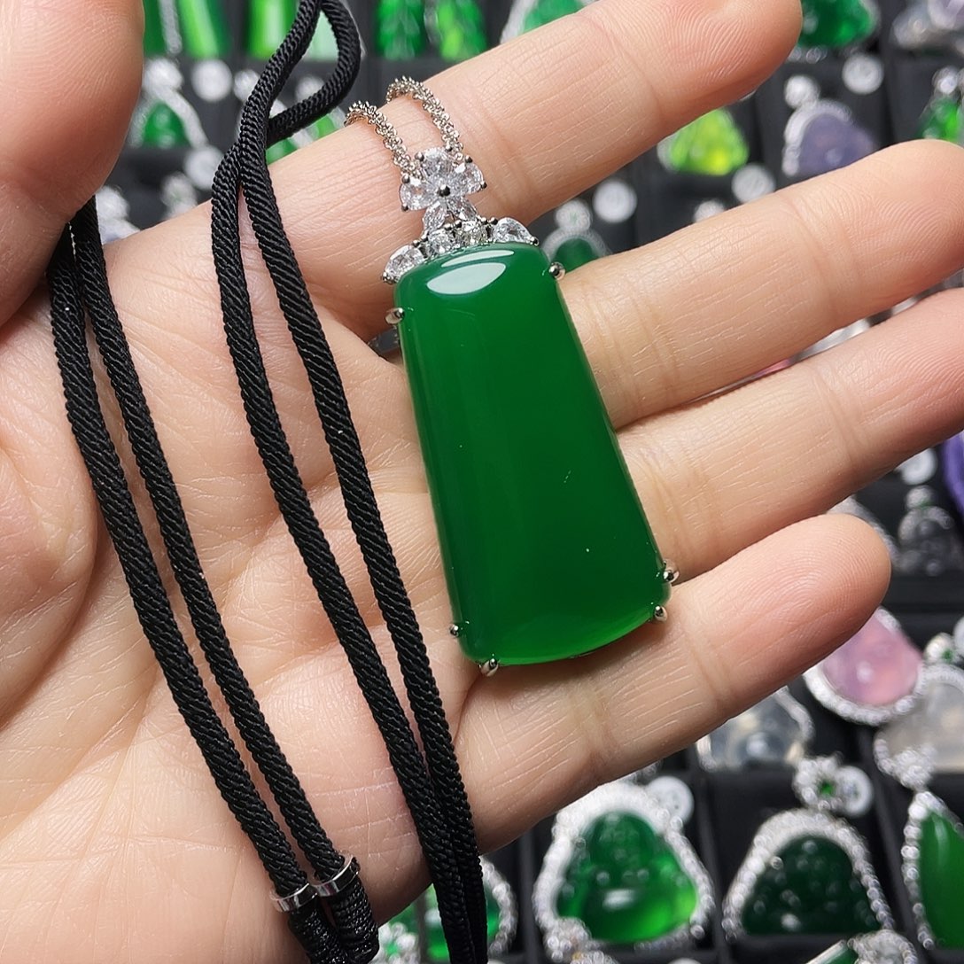 玛瑙/玉髓合金颈饰