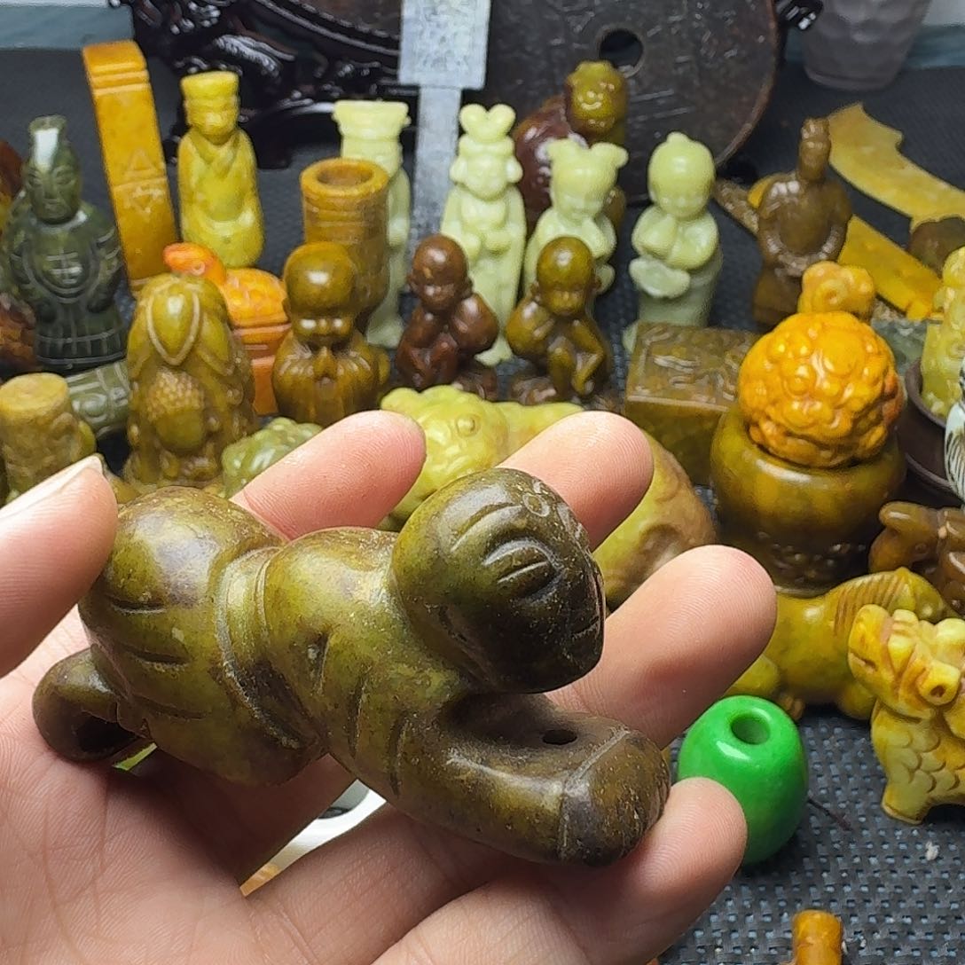 白玉菩提吊坠。。。