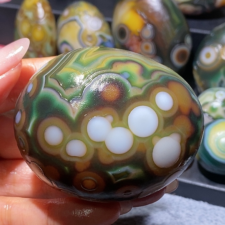 玛瑙/玉髓未镶嵌珠宝奇石10