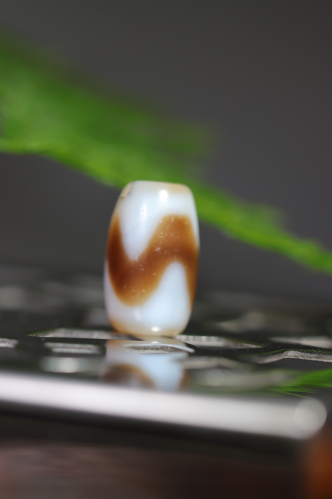 蚀花玛瑙珠 台珠白心