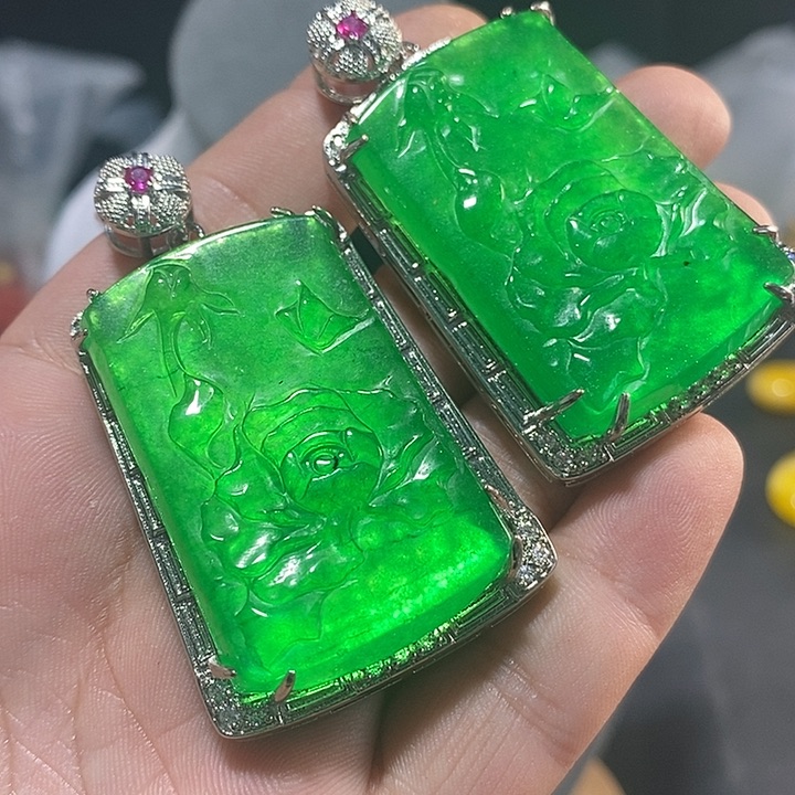 翡翠颈饰未镶嵌价格