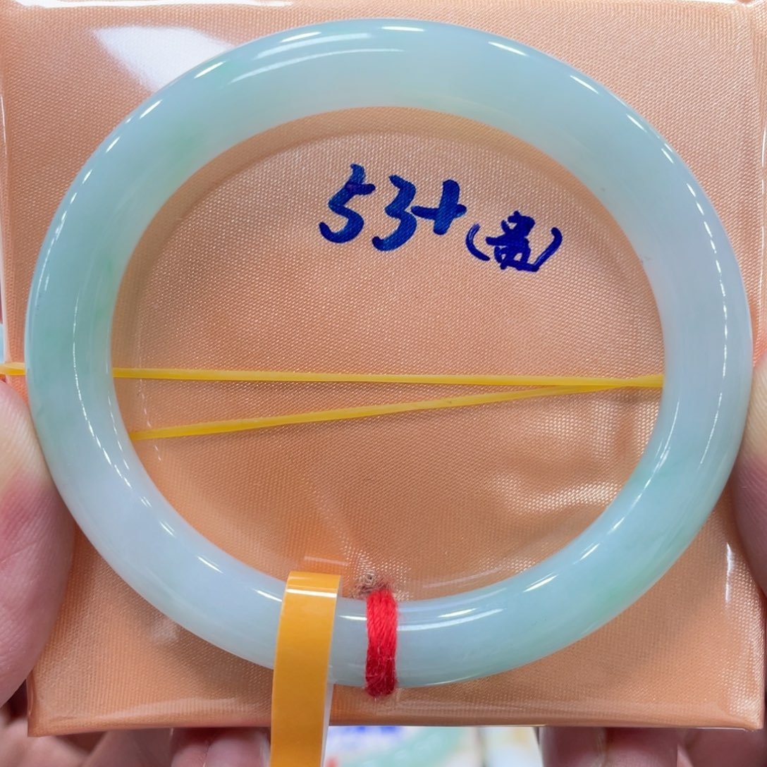 翡翠未镶嵌手镯翡翠手镯