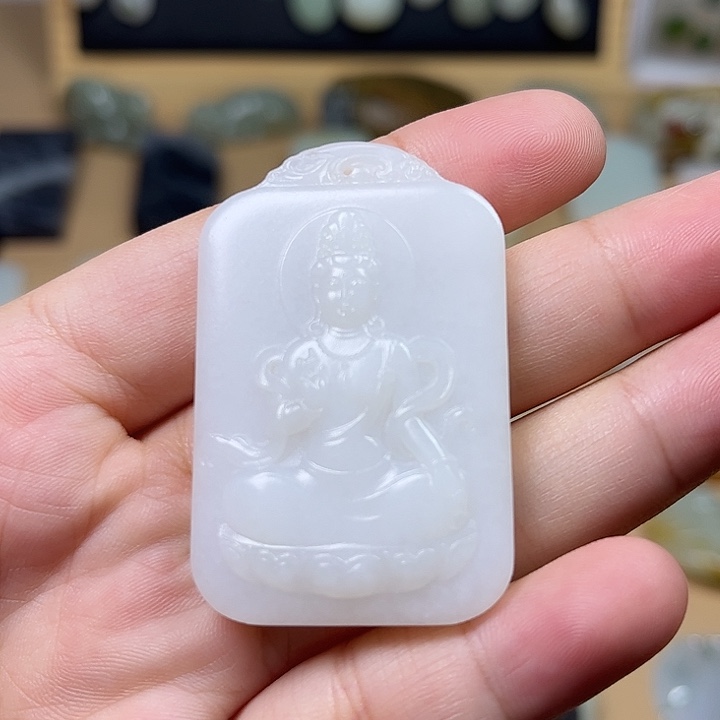 颈饰未镶嵌和田玉