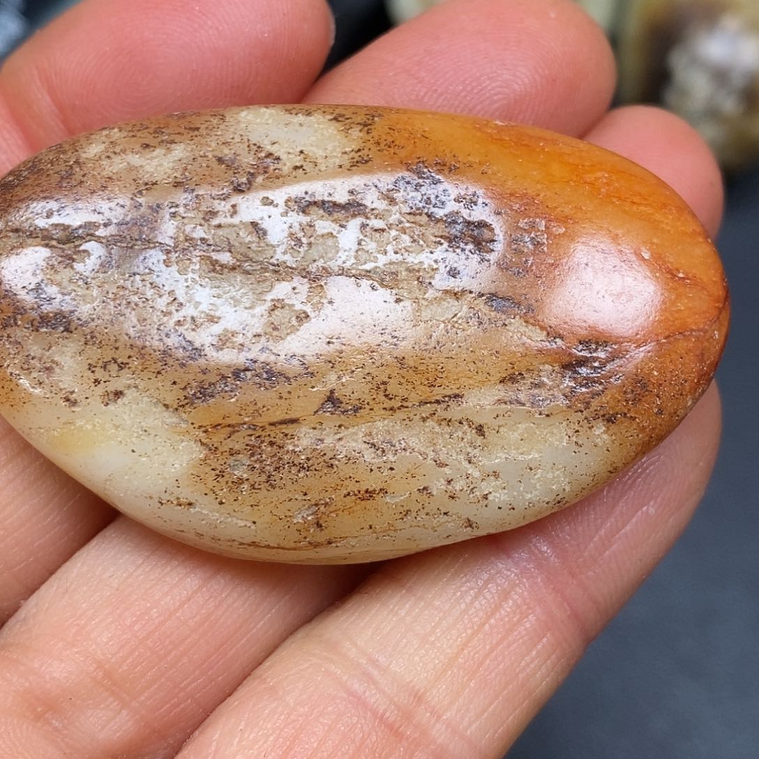 和田玉未镶嵌珠宝奇石