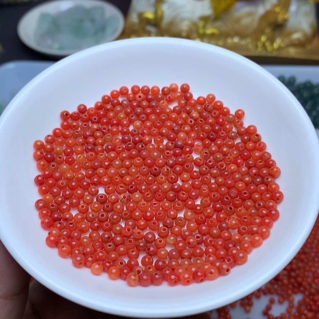 【闪购商品】翡翠手链未镶嵌卡3.5冰红100个